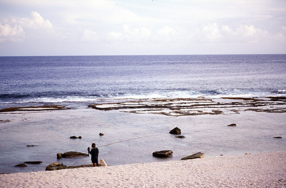 Local fisherman at Atiu, Cook Islands, November 2000. © Andrew A Bryant