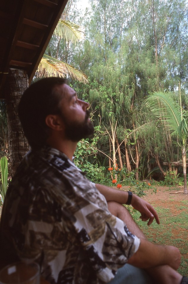 Andrew Bryant at Atiu, November 2000. © Andrew A. Bryant