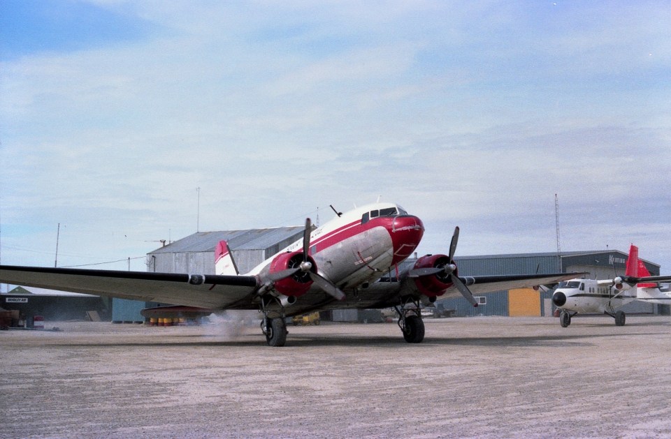 DC-3, Kenn Borek Airlines, Resolute, NWT, 1979