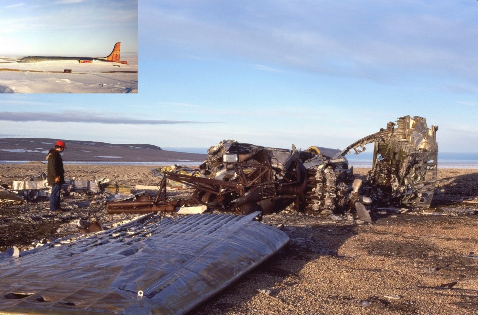 Crashed USAF C-54 Douglas Skymaster, Resolute, NWT, 1979 Registration 44-9066 Crashed on take-off, April 13 1950 (no injuries)